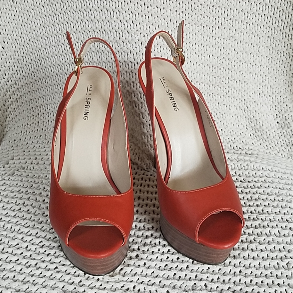 Call Spring Platform Slip Back Heels Size 8